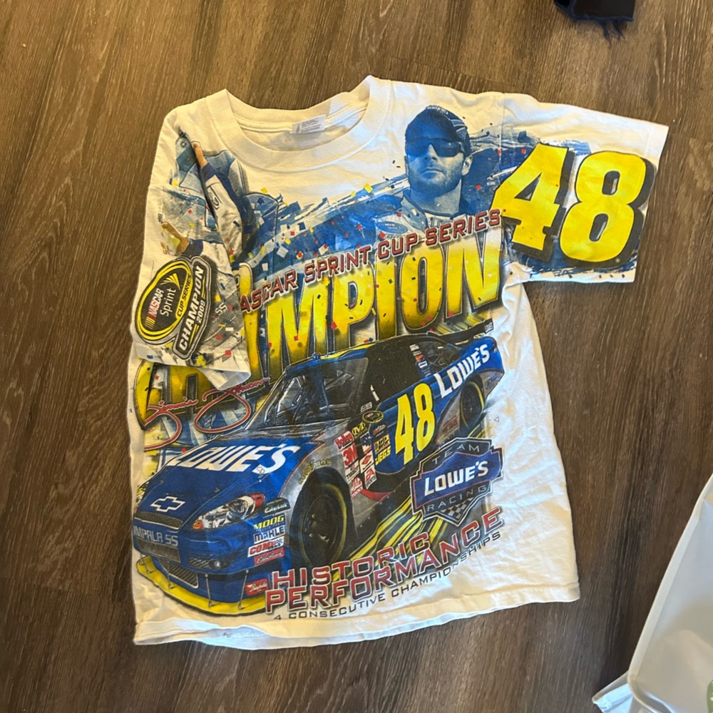 Vintage race car graphic tshirt